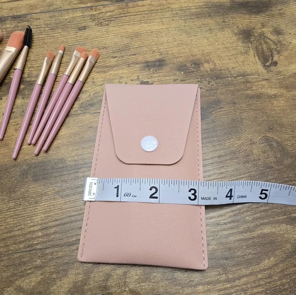 New Portable blush pink Makeup Brush Set of 8 with Case